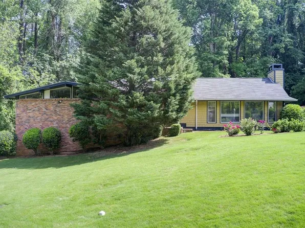 2225 Beech Valley Dr SE, Smyrna, GA 30080