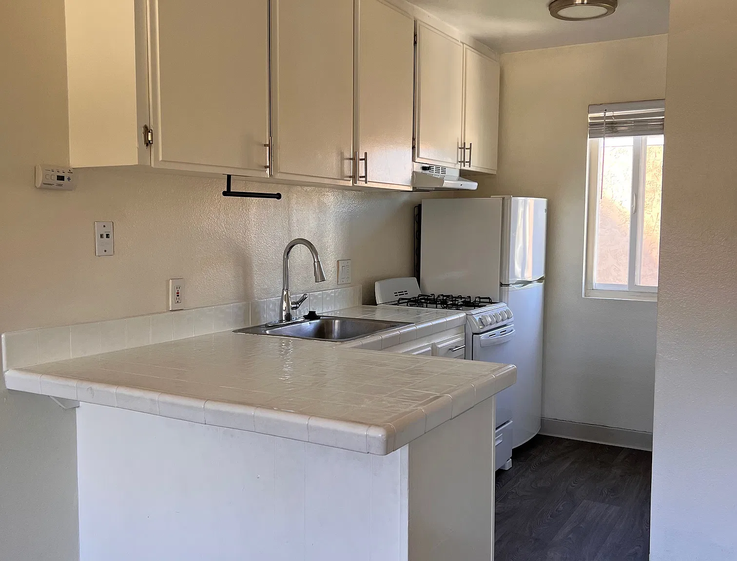 Studio, 400 sqft, $1,550 — Photo 4