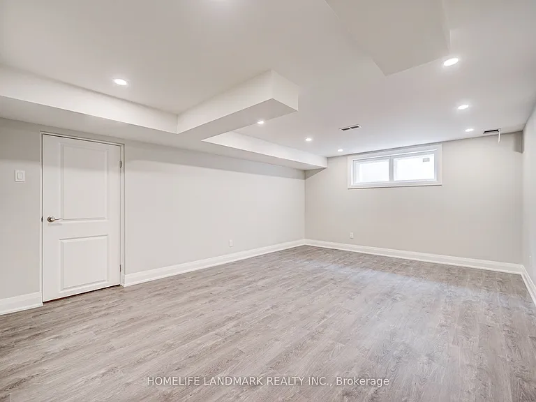7 Knightswood Rd — Photo 47