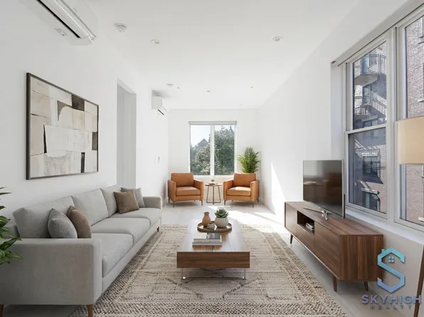 476 Maple Street image 1 of 6