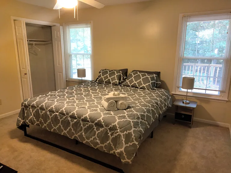 4408 Surry Ridge Cir — Photo 28