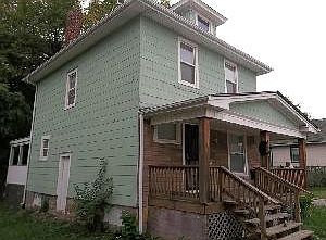 2nd image of 2309 Agnes Ave