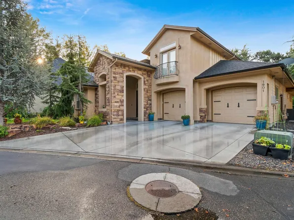 1901 S Stream Pointe Ln, Eagle, ID 83616