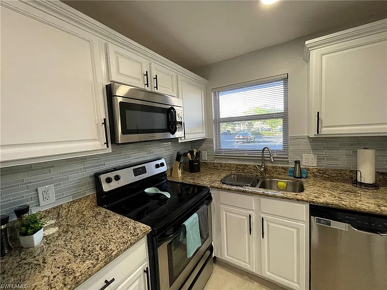 170 Turtle Lake Ct #103 — Photo 8