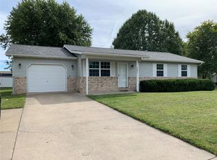321 Ackerman Pl, Troy, IL 62294