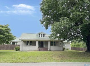 2494 Hines St S, Athens, AL 35611