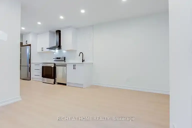 11 Condor Ave #1A — Photo 3