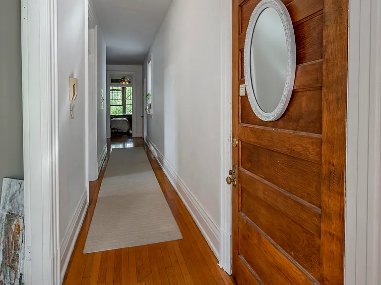 25 Hampton Ct #7 — Photo 22