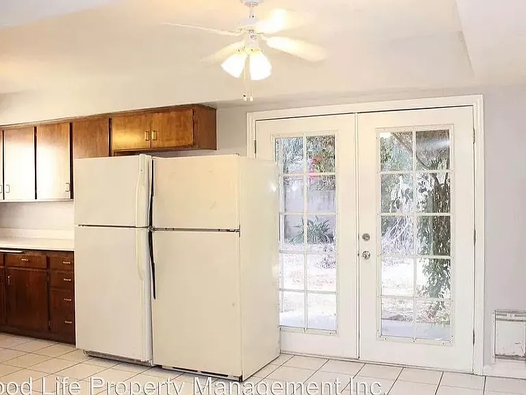 5243 Countryside Dr — Photo 3