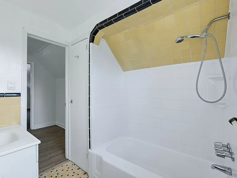141 West St #2 — Photo 16