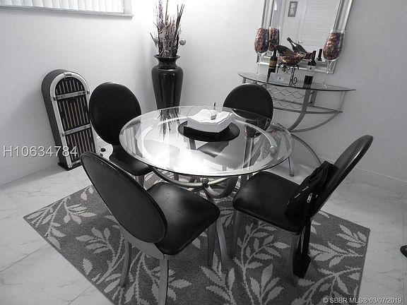 3rd image of 371 S Hollybrook Dr APT 205