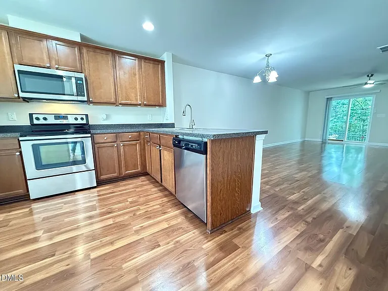 8527 Quarton Dr — Photo 2