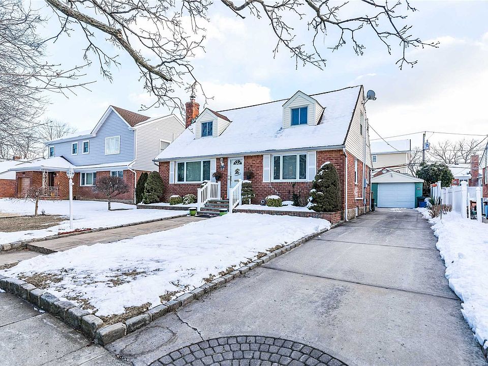 1st image of 36 Oak Ln