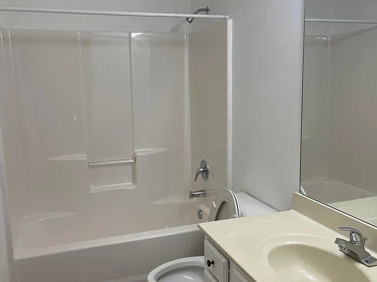 3205 Hampton Bay Cv — Photo 17