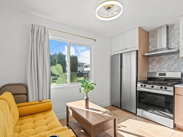 1095 Bonita St, Tustin, CA