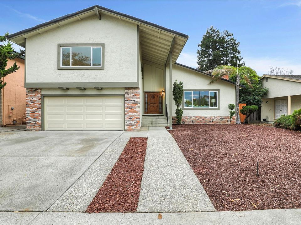 1st image of 846 Viceroy Way