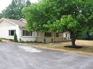 225 Poplar Trl, Warrior, AL 35180