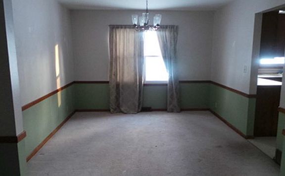4th image of 921 Hartford Dr