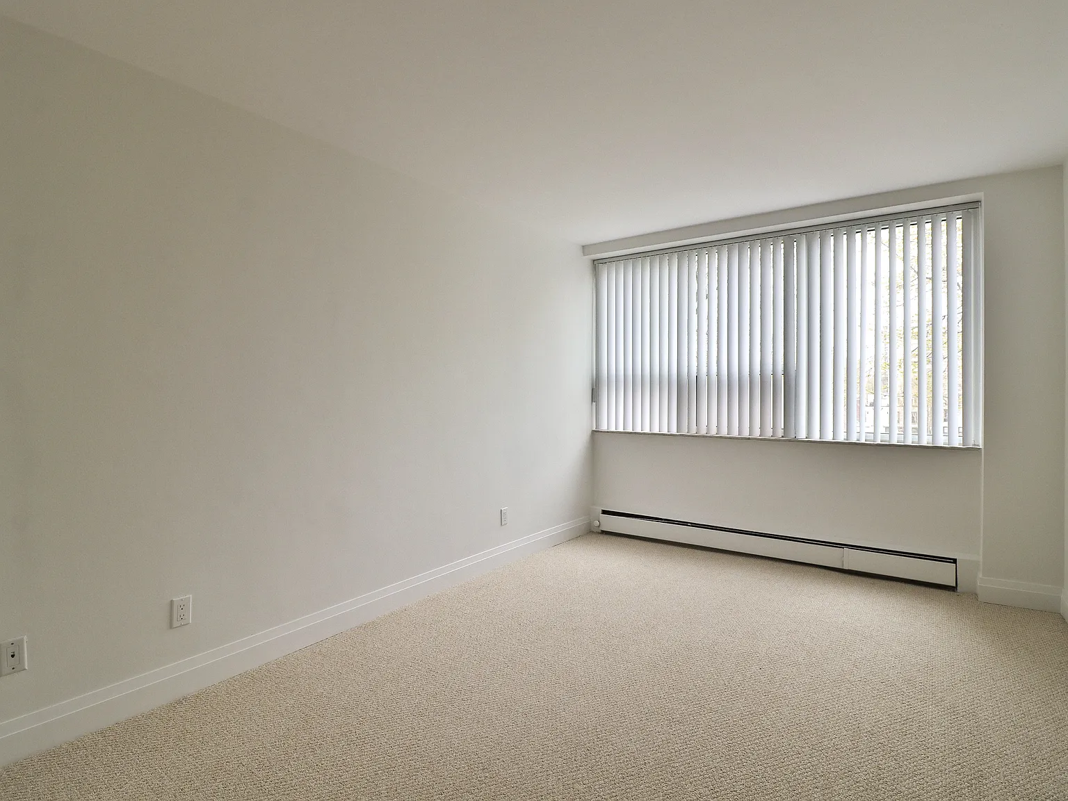 484 Avenue Road Toronto — Photo 3
