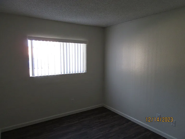 920 E Mission Ave #960 — Photo 9