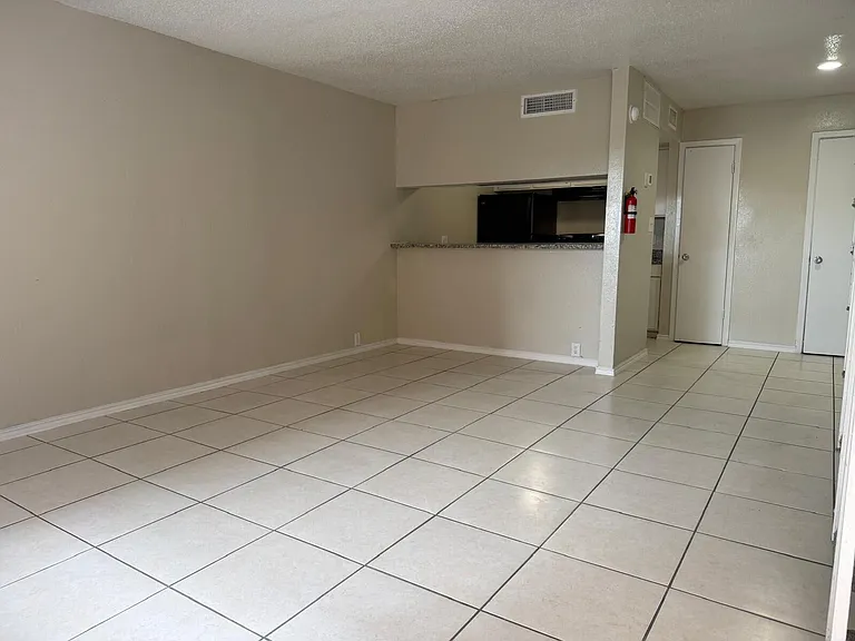 Southern Oaks Apartments — Photo 36
