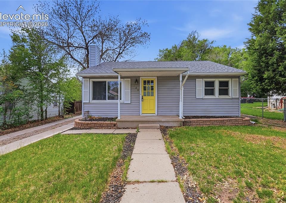 1st image of 728 Bonfoy Ave