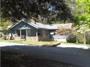 5246 Lula Lake Rd, Lookout Mountain, GA 30750