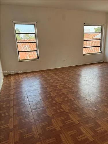 825 Alton Rd #8 Photo 1