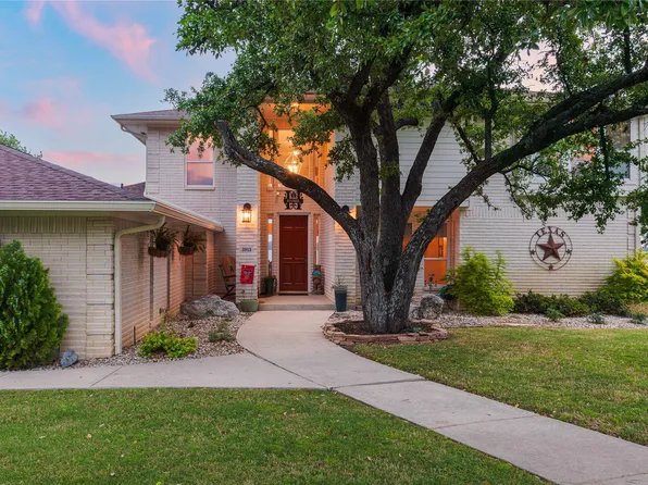 3913 S Shore Cir, Little Elm, TX 75068