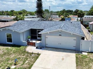 9720 Richwood Ln, Port Richey, FL 34668