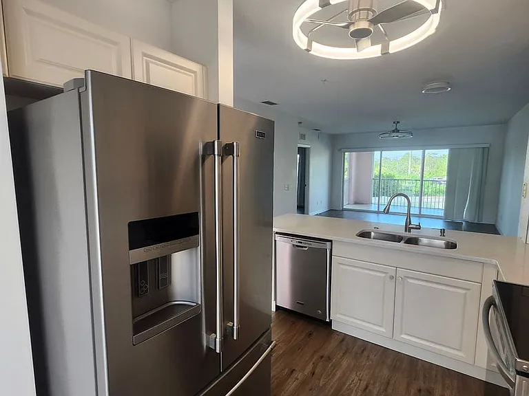 2061 Willow Hammock Cir #202 — Photo 6