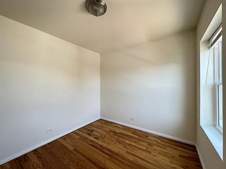 2349 N Drake Ave #4 — Photo 16