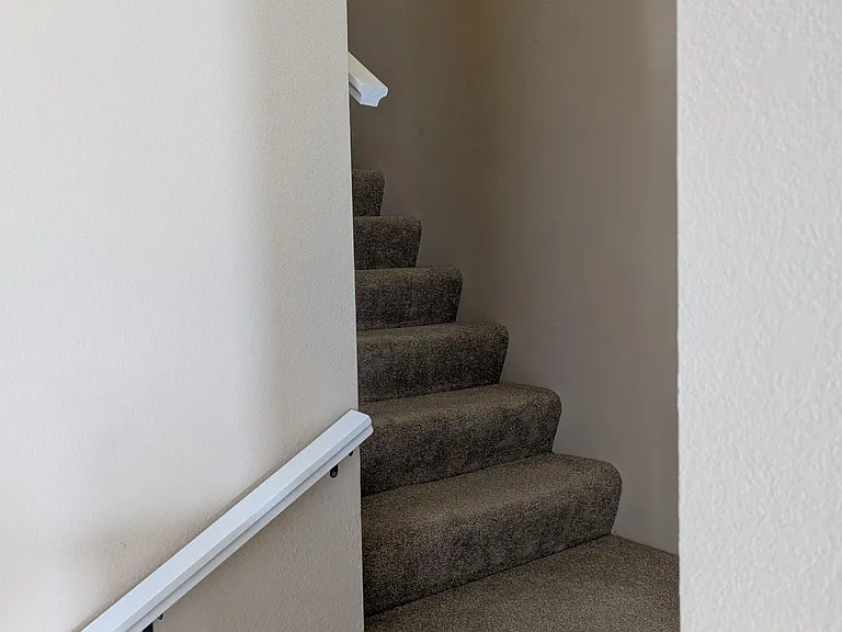 S15W22189 Overlook Ct — Photo 8