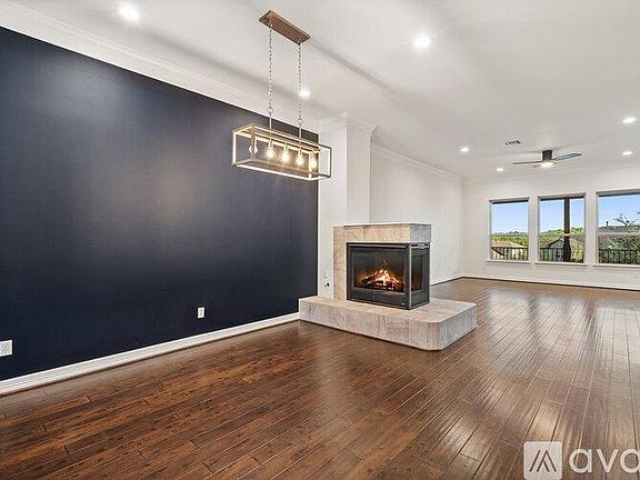 4th image of 343 Lombardia Dr #18B