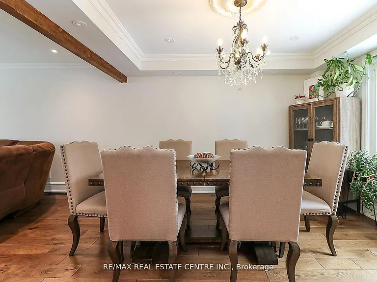 39 Cardinal St — Photo 24