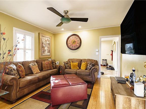 4th image of 100 Ivy St