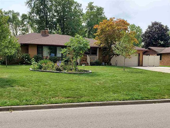 2nd image of 2712 S Westgate Dr