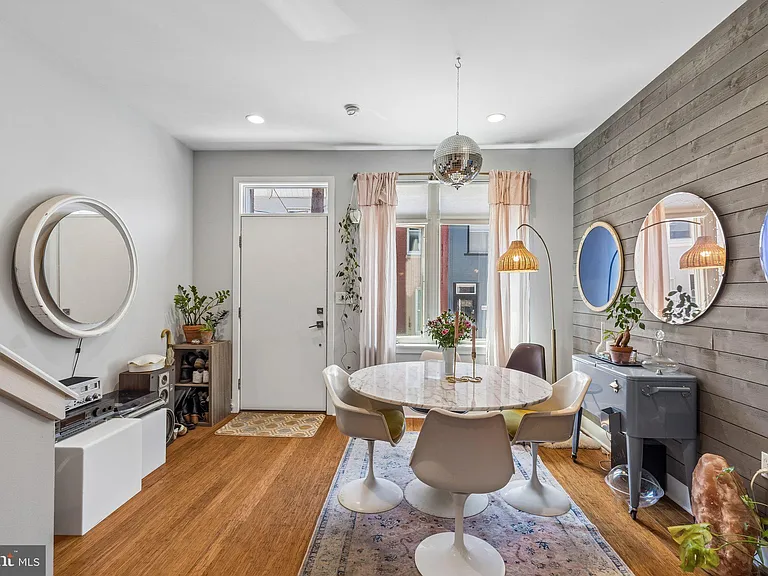 1449 S Bouvier St — Photo 1