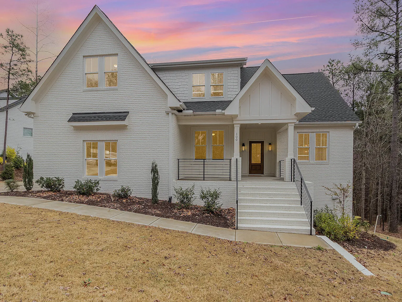 5 bed, 3294 sqft, $4,000 — Photo 3