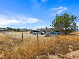 21201 Tepee Rd, Apple Valley, CA 92307