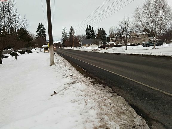 5th image of 15014 E 32nd Ave
