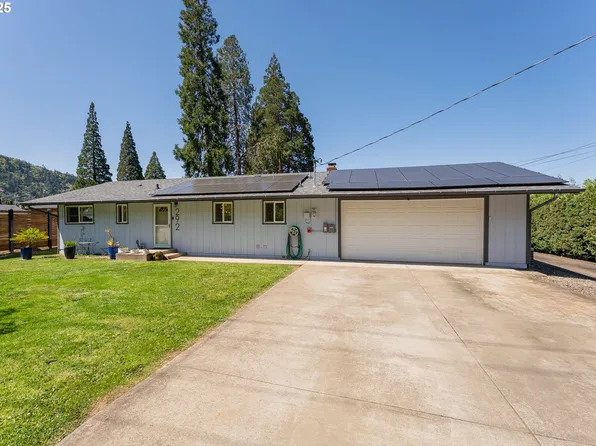 292 Pioneer Way, Winchester, OR 97495