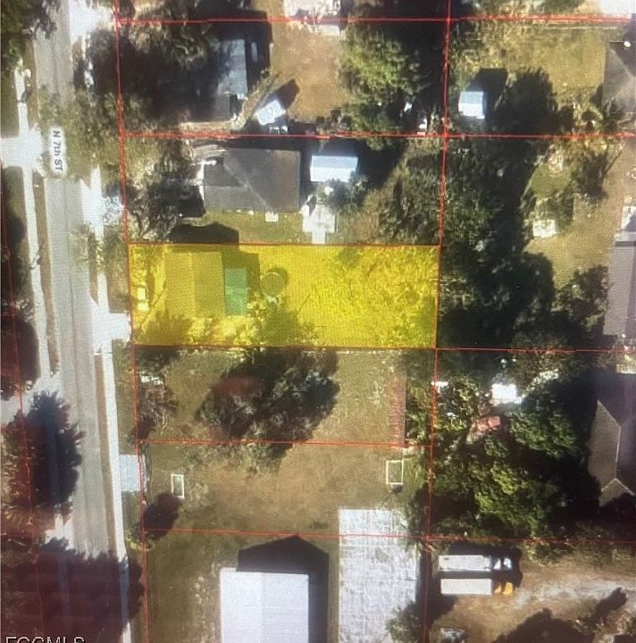 2nd image of 220 N 7th St