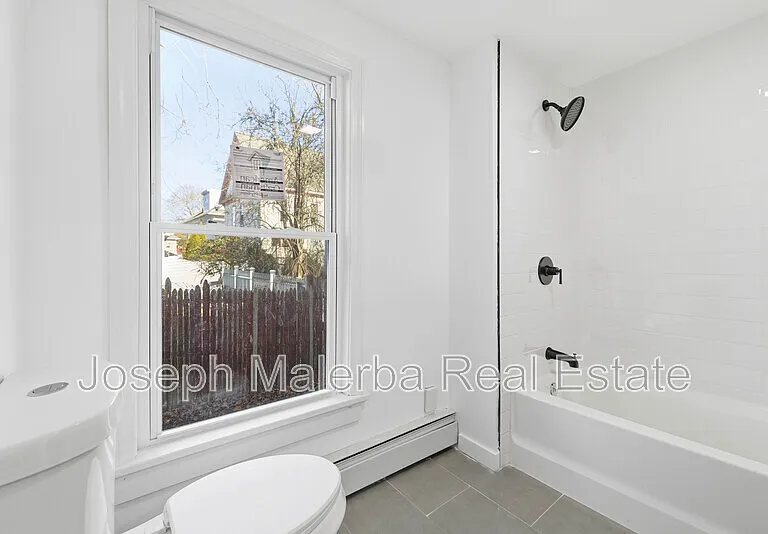159 Connecticut Ave #2 — Photo 20