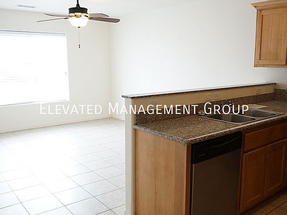4th image of 200 San Clemente Ave NW APT 2