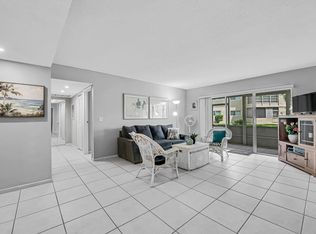 752 LORI Drive #217, Palm Springs, FL 33461
