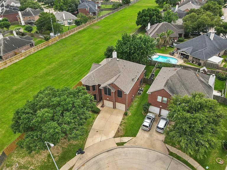 4803 Windcross Ct — Photo 33