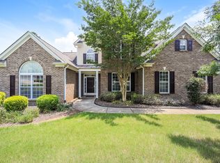 501 Summer Brooke Ln, Fairburn, GA 30213