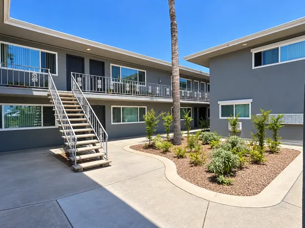 1304 Roxanne Dr, El Cajon, CA 92021