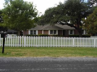 4978 View Dr, San Antonio, TX 78228